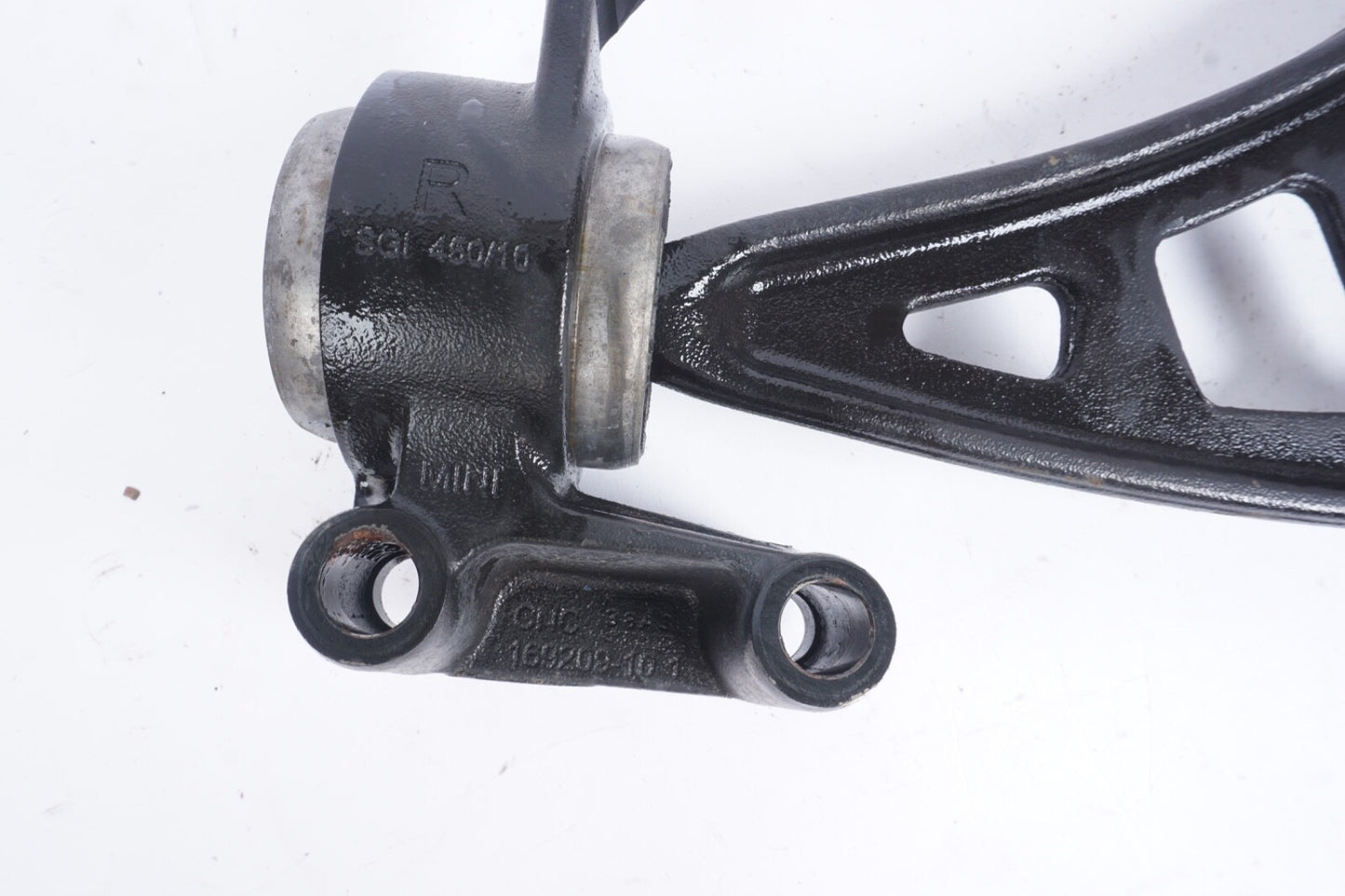11 - 16 MINI COUNTRYMAN R60 LOWER CONTROL ARM 1 (RIGHT FRONT) WISHBONE 9806520