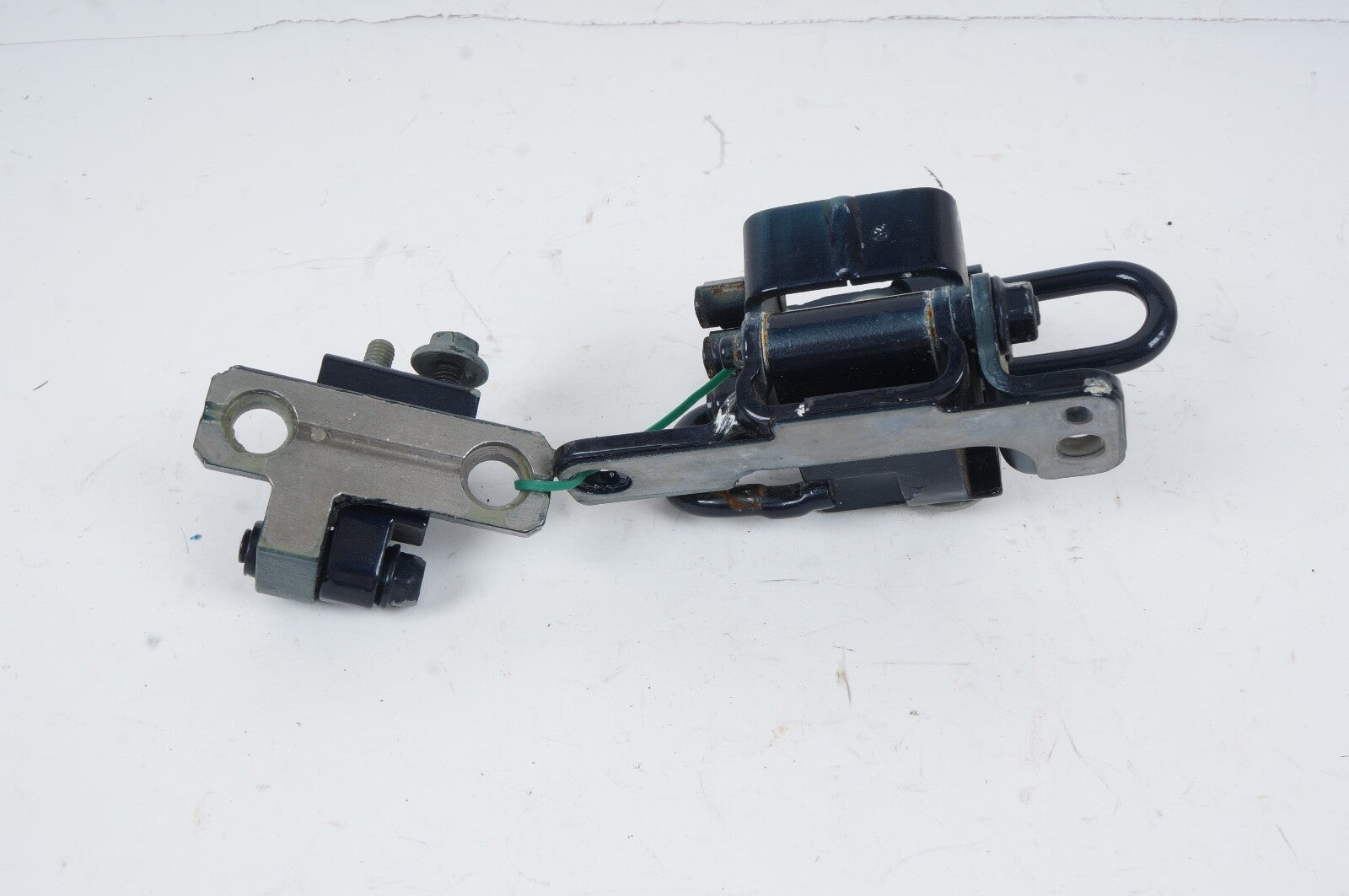 2010 - 2020 Bentley Mulsanne Front Left Driver Door Upper Lower Hinges