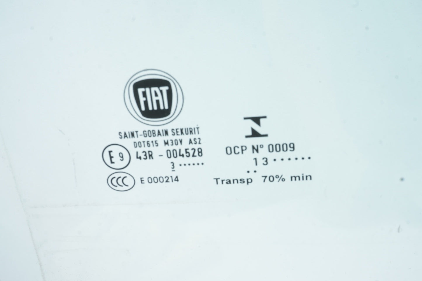 2012-2019 Fiat 500 2 Door Passenger Side Right Front Door Window Glass