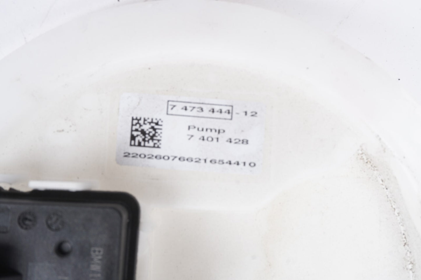 2021 - 2024 BMW 430I 330I Fuel Pump 7473444 OEM
