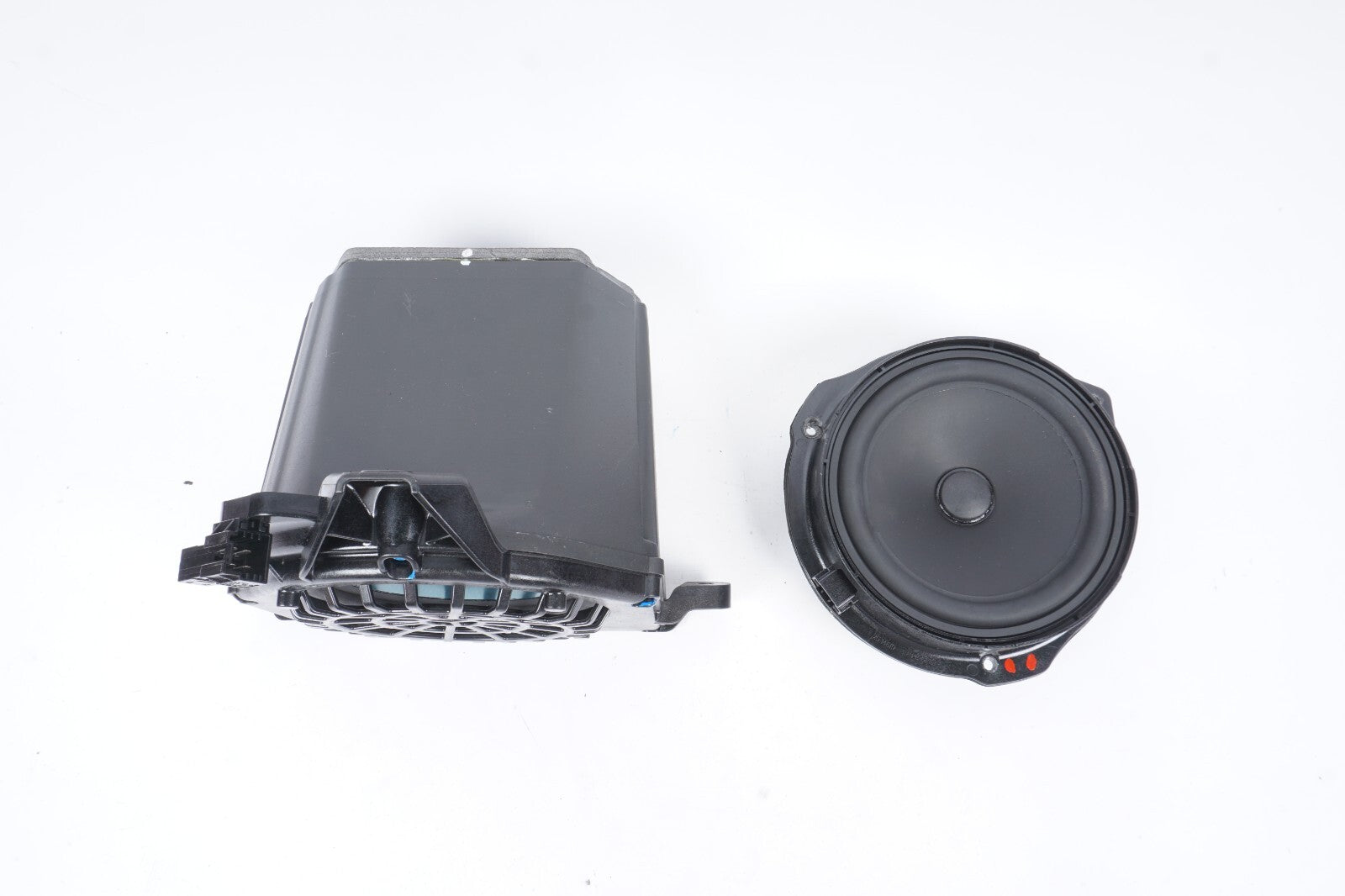 10-17 Mercedes E350 E400 E550 Convertible Logic7 Rear Subwoofer  OEM