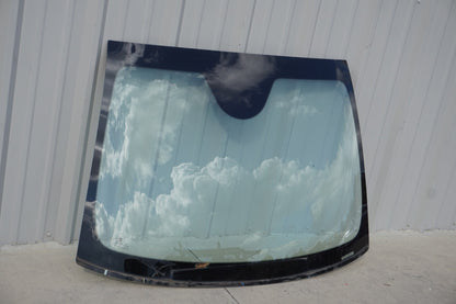 2016 - 2017 FIAT 500X Windshield Front Glass