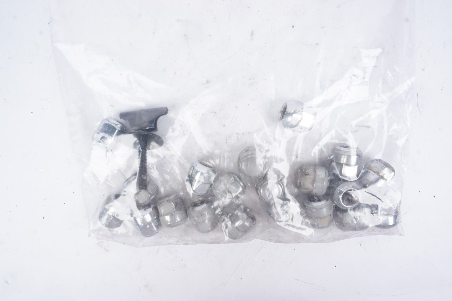 18 - 25 Honda Odyssey Wheel Lug Nut Set Of 20 OEM
