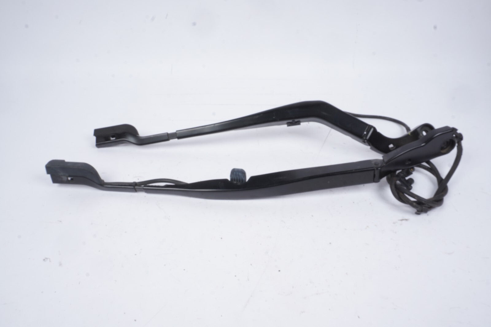 2021 - 2023 Polestar 2 Windshield Wiper Arm Left & Right OEM