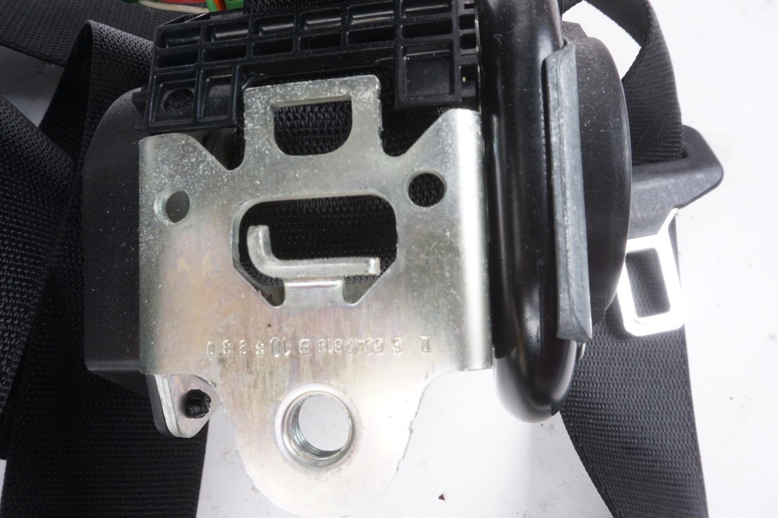 2010 - 2013 Mercedes W207 E350 E550 Coupe Rear Left Side Seatbelt Seat Belt
