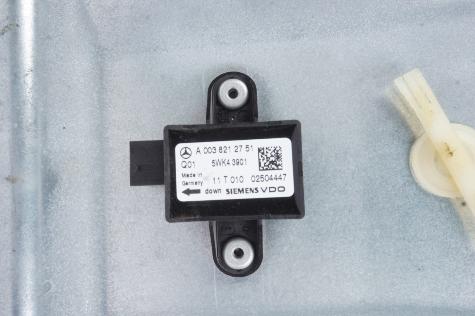 06-11 Mercedes ML350 ML550 GL450 Window Regulator Panel Front Right Side OEM