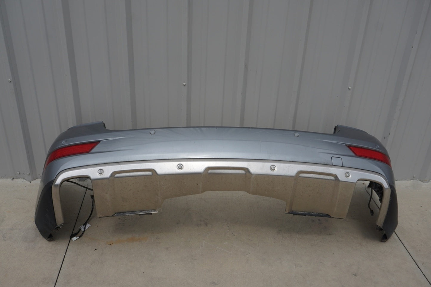 09-11 Mercedes W164 ML350 ML320 ML550 Base Rear Bumper Cover Assembly OEM