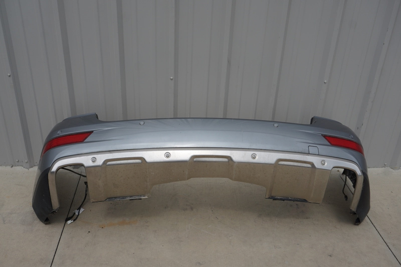 09-11 Mercedes W164 ML350 ML320 ML550 Base Rear Bumper Cover Assembly OEM