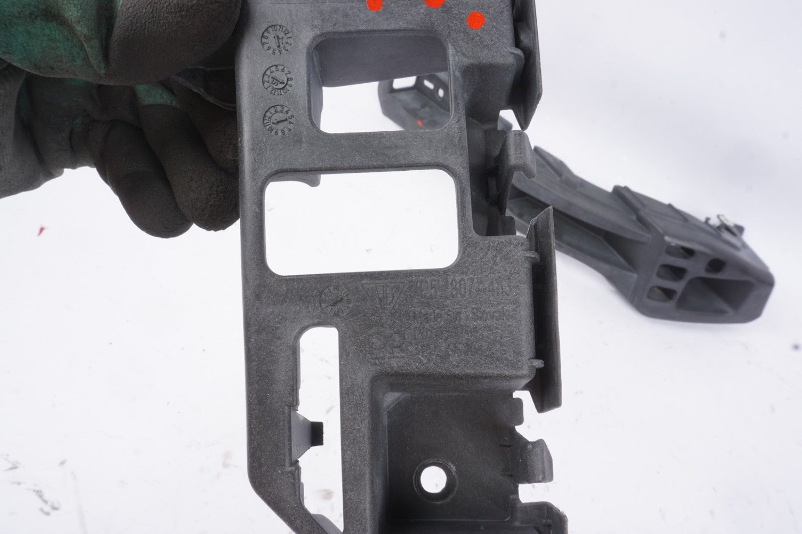 11-14 Porsche Cayenne 958 Rear Left Driver Side Bumper Mount Bracket Oem