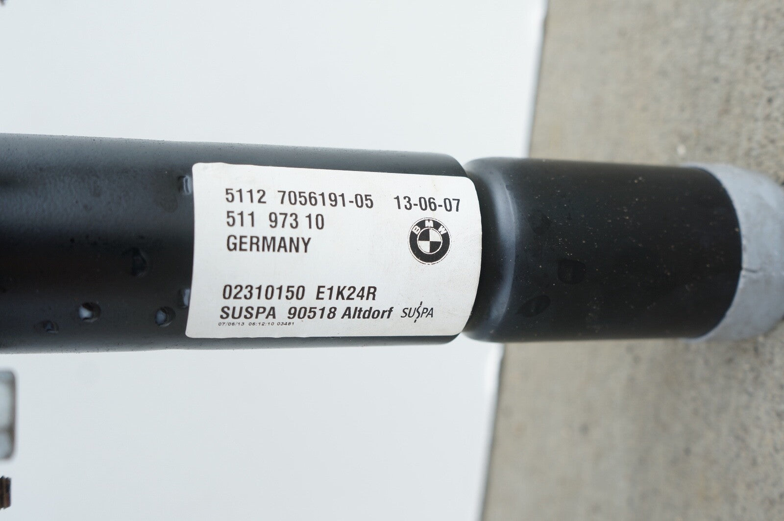 2003-2008 BMW Z4 - REAR Bumper Reinforcement BAR / Impact
