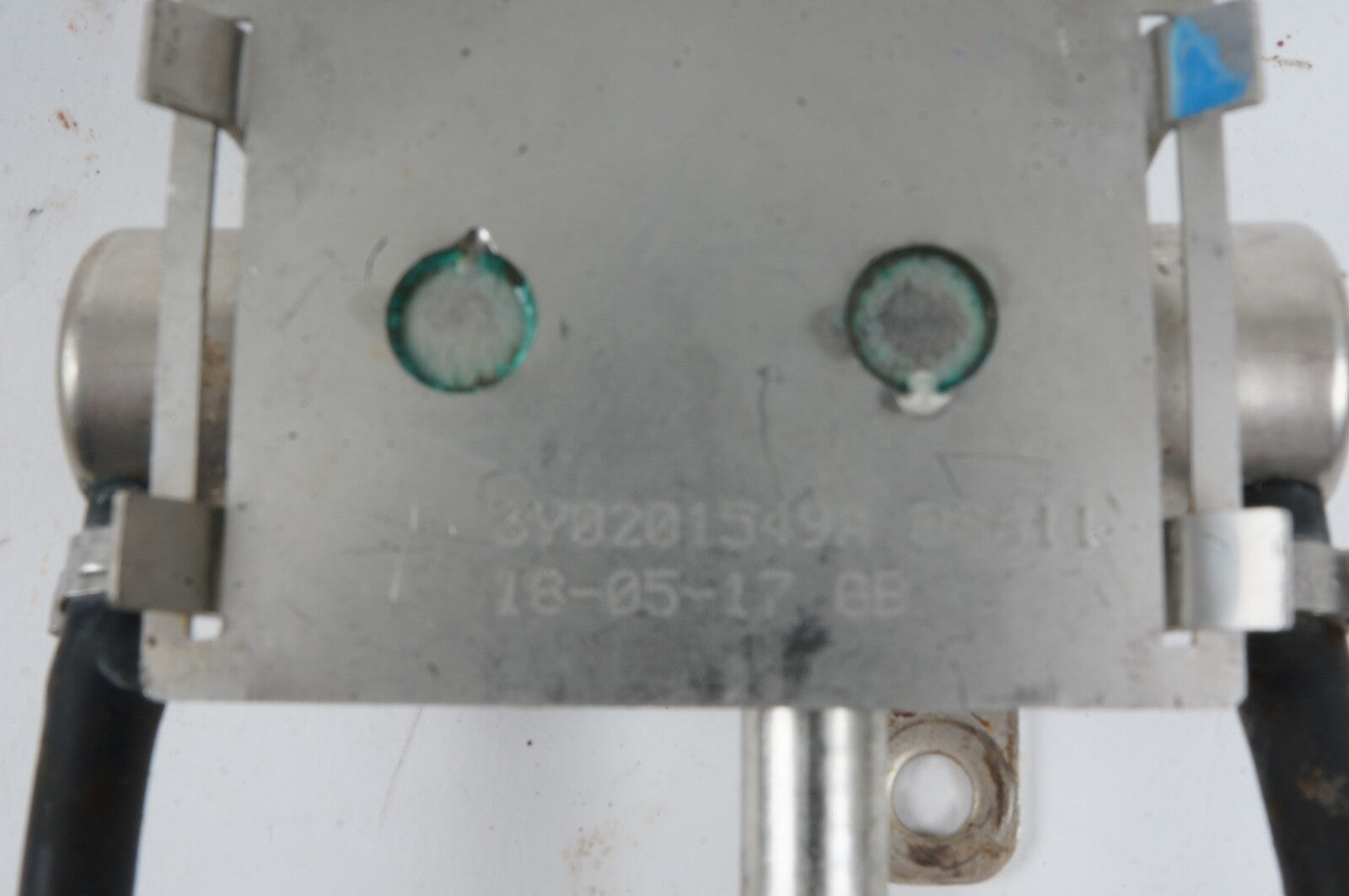 2010 - 2020 Bentley Mulsanne Fuel Pressure Regulator 3Y0201549