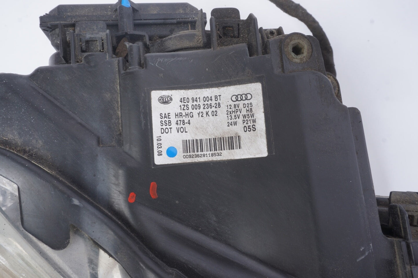 2006-2010 AUDI A8 S8 RIGHT PASSENGER SIDE XENON HID ADAPTIVE HEADLIGHT OEM