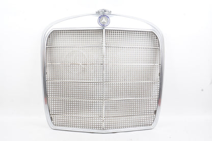  MERCEDES BENZ W110 W111 250 230 SEDAN FRONT RADIATOR HOOD GRILL GRILLE OEM