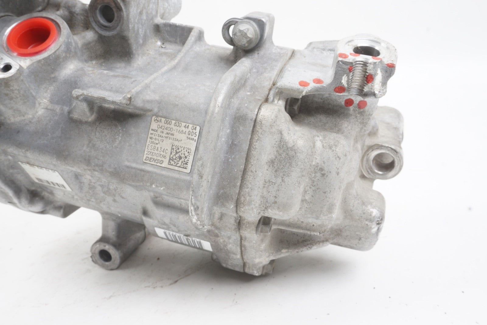 2022 - 2025 Mercedes EQB X243 350 4Matic A/C COMPRESSOR - HAS DAMAGE - FOR PARTS