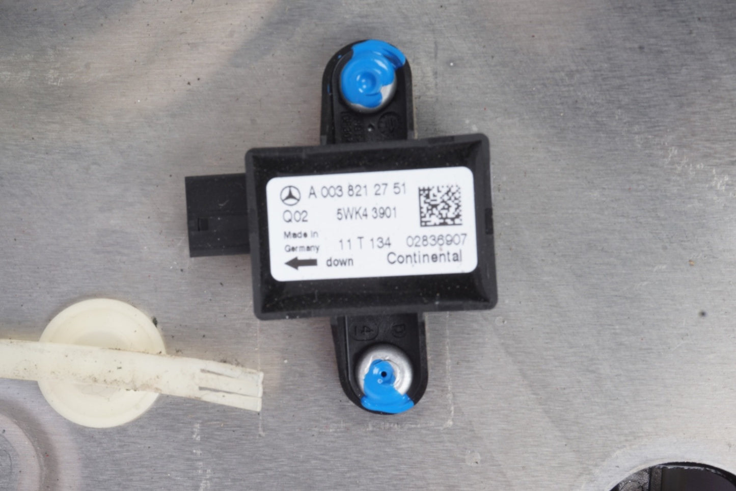 07-13 MERCEDES W221 S550 S63 AMG FRONT RIGHT SIDE DOOR WINDOW REGULATOR OEM