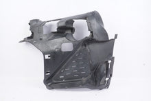 BMW X2 F39 FRONT RIGHT BUMPER FOG LAMP SUPPORT 51118069092 8069092