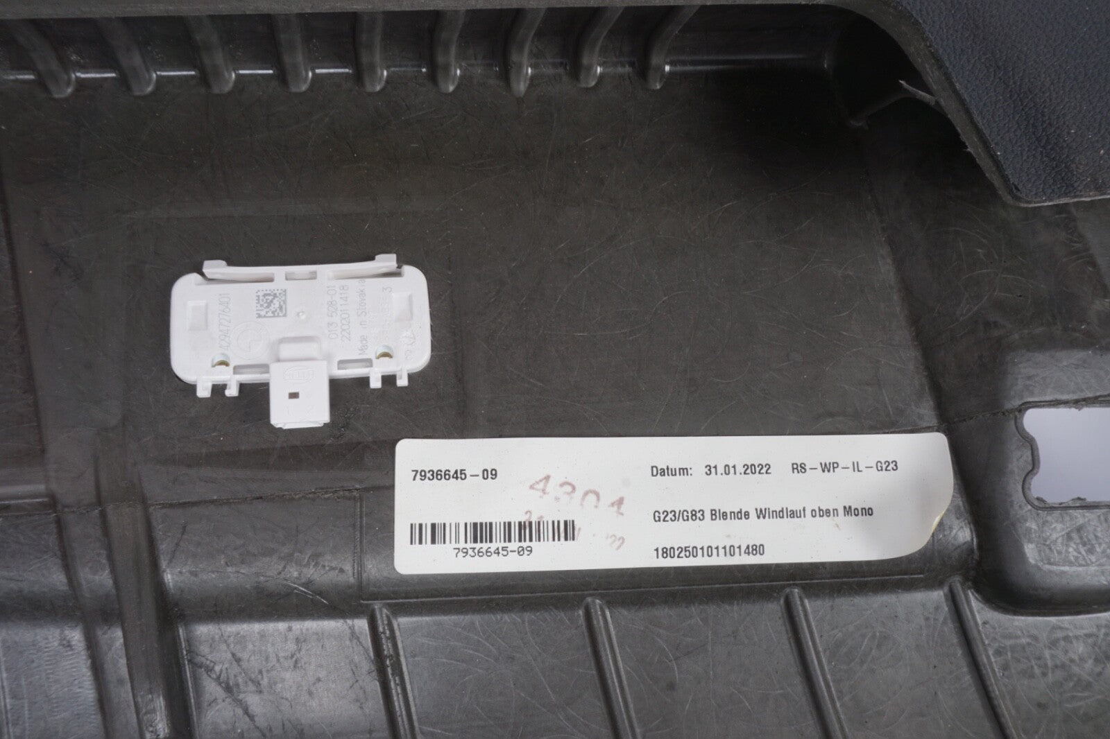 2021-2024 BMW M440I FRONT ROOF HEADER HEADLINER TRIM COVER PANEL BLACK 7936645