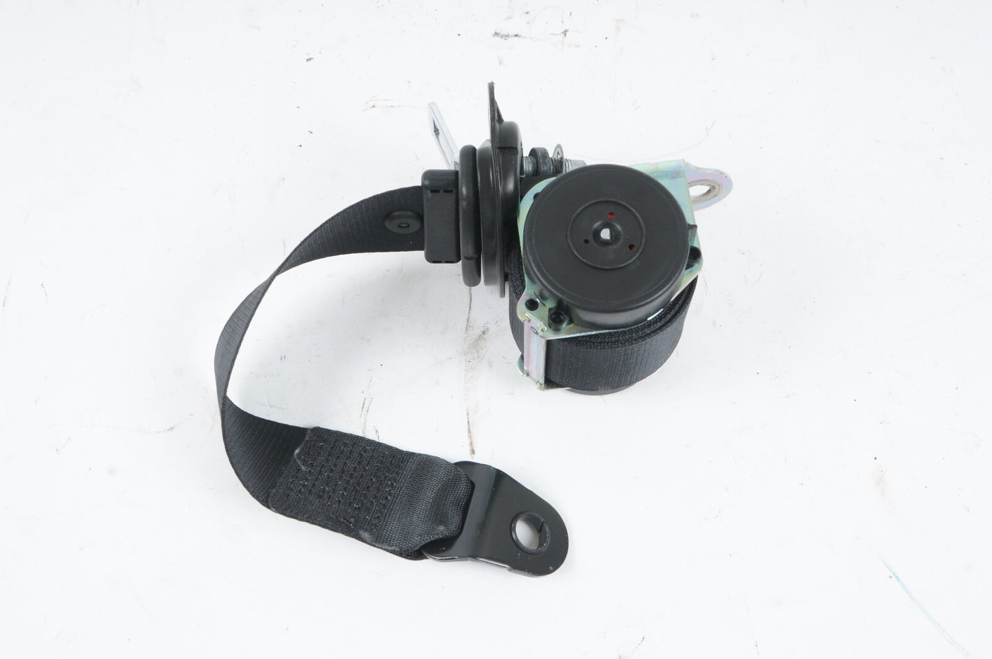 2007-2010 MINI COOPER REAR LEFT OR RIGHT SEAT BELT RETRACTOR OEM 601030300