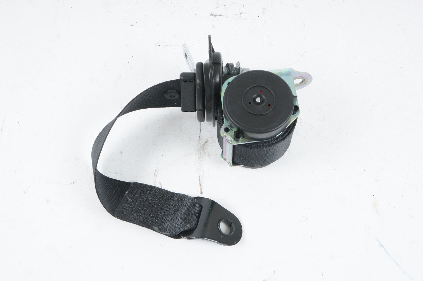 2007-2010 MINI COOPER REAR LEFT OR RIGHT SEAT BELT RETRACTOR OEM 601030300