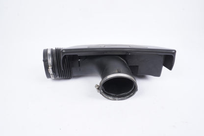06-10 BMW E63/64 650i ENGINE AIR INTAKE PIPE WITH COVER 7533931 OEM