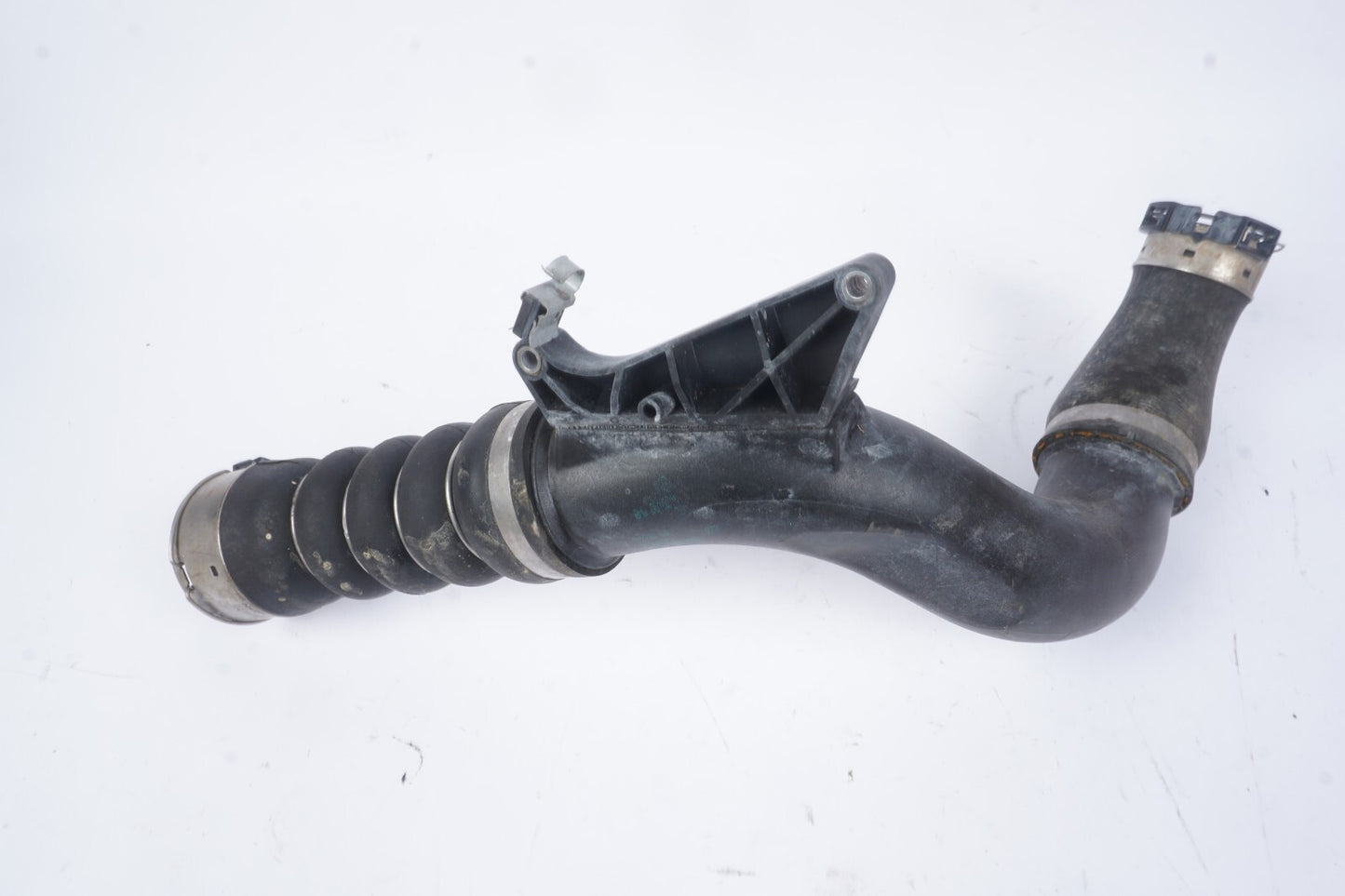 2015-2019 Mini Cooper F55 F66 Intercooler Pipe MGW00383  1.5l OEM