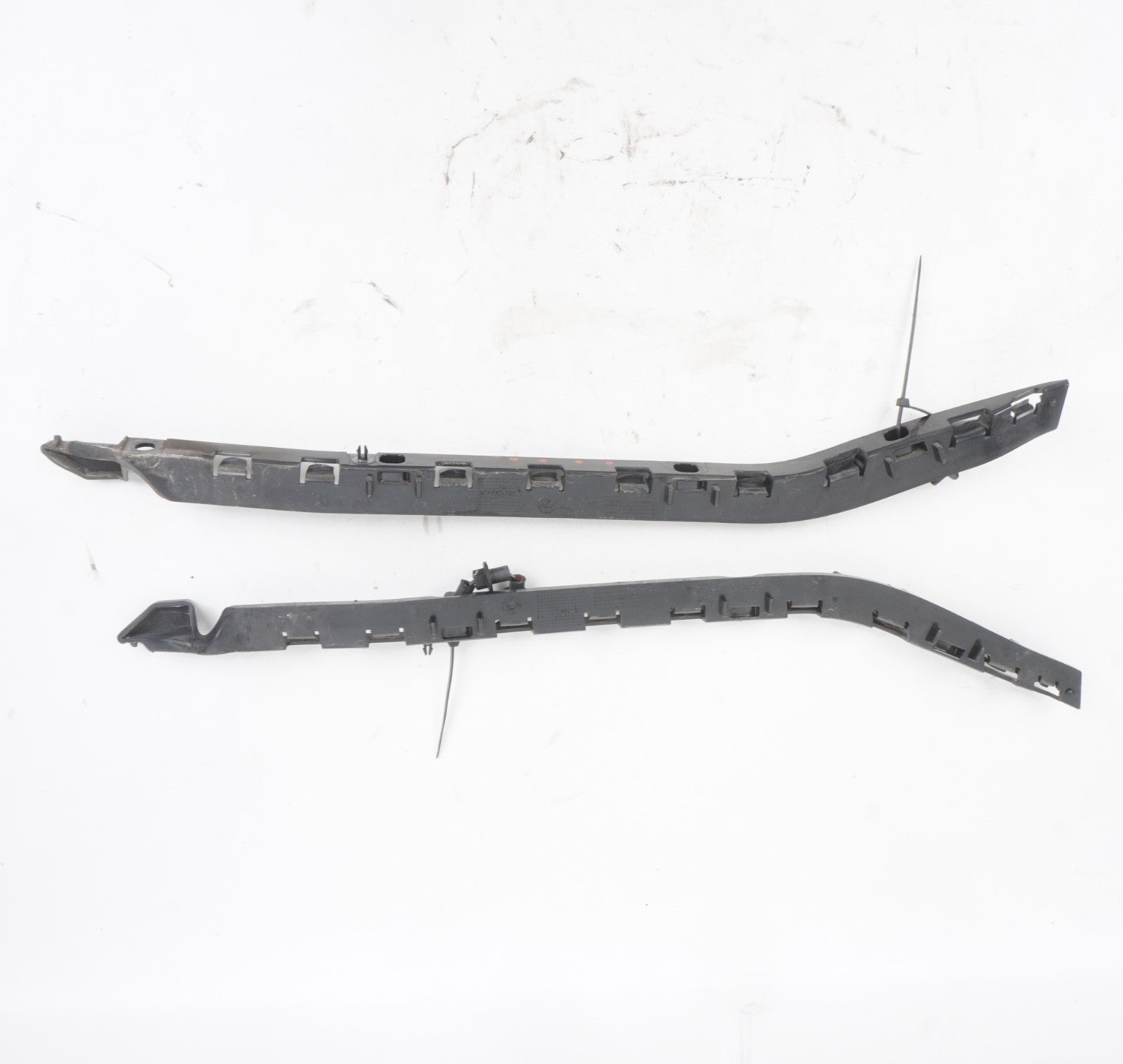 2011 - 2015 Mercedes C300 Rear Left And Right Bumper Bracket OEM