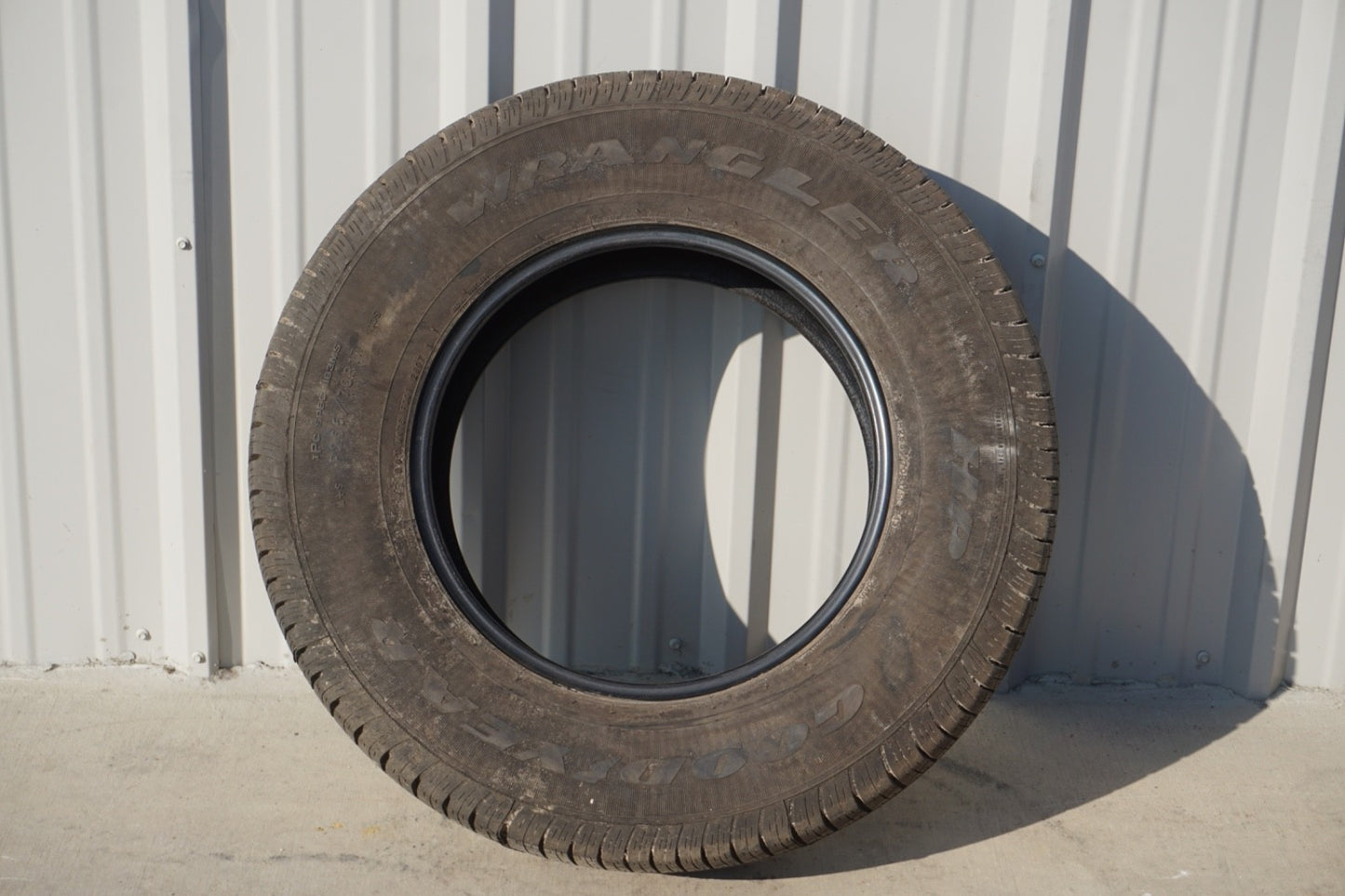 Used 265/70R17 Goodyear Wrangler HP - 11/32