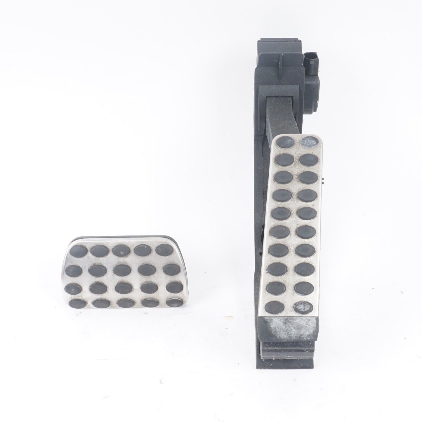 03-11 MERCEDES SL500 R230 SPORT GAS PEDAL BRAKE COVER SET 2303000104