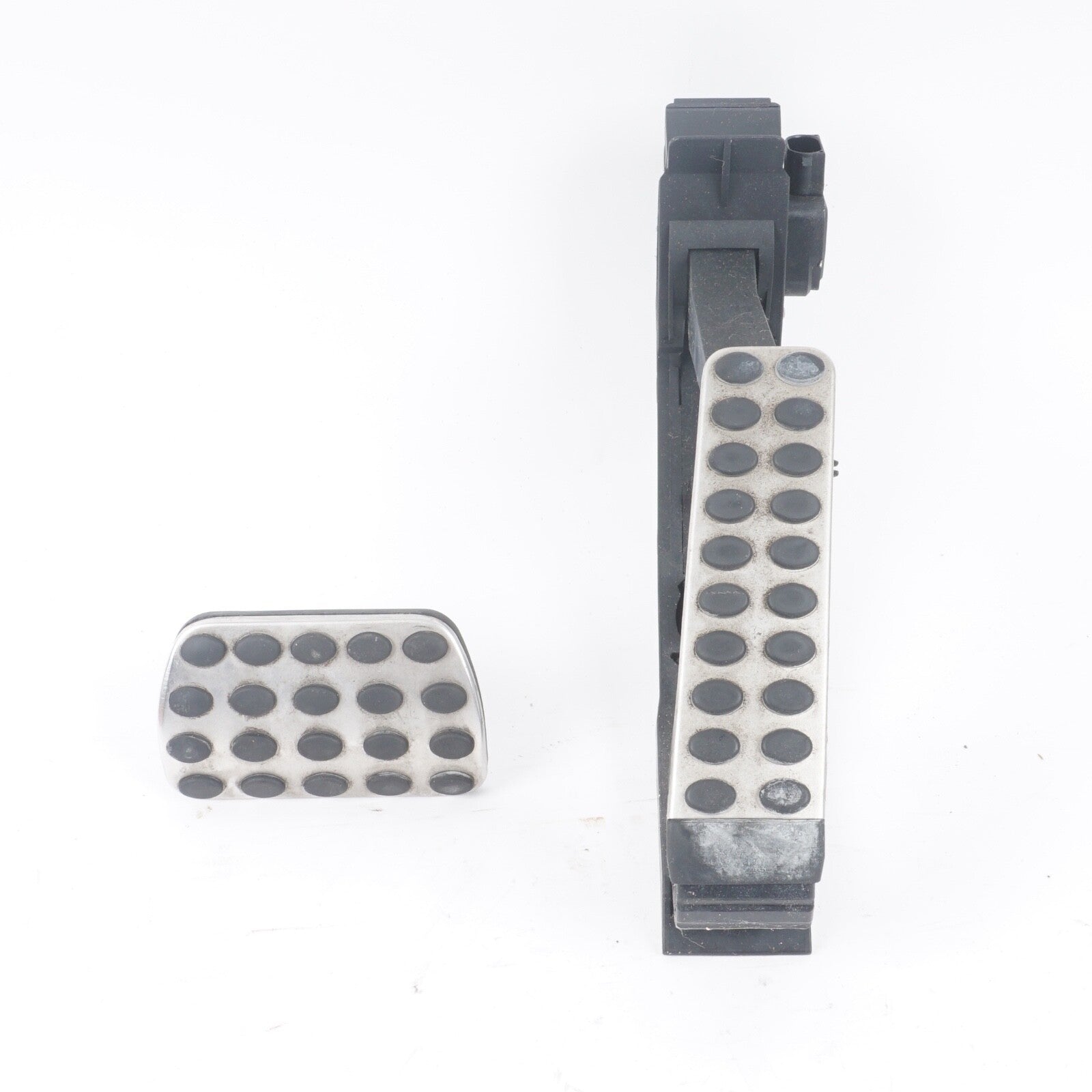 03-11 MERCEDES SL500 R230 SPORT GAS PEDAL BRAKE COVER SET 2303000104