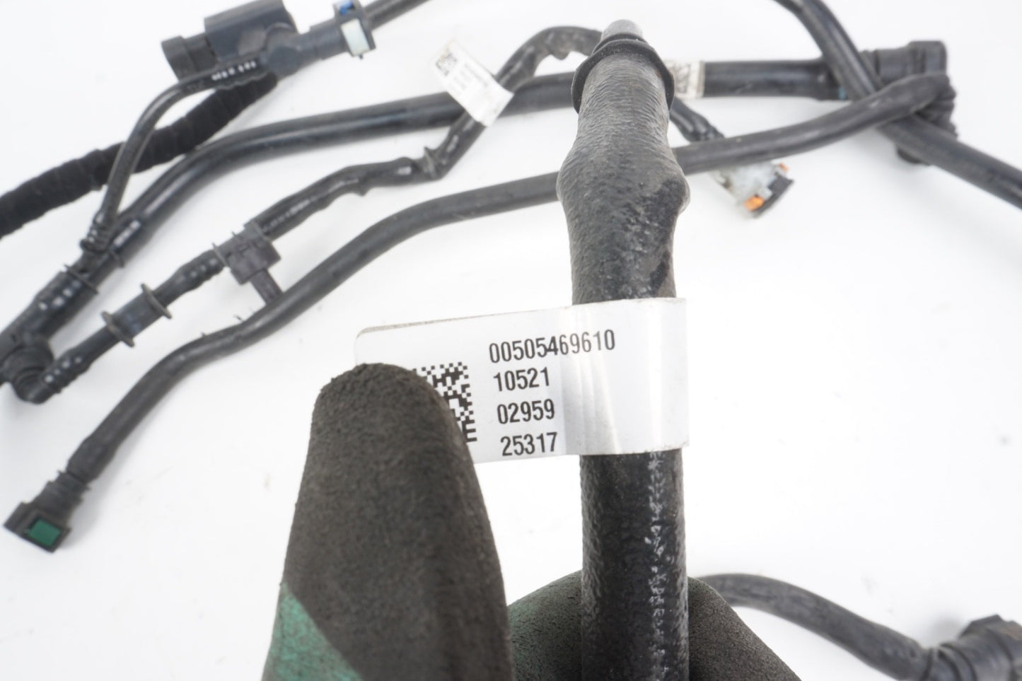 2017 - 2021 ALFA ROMEO GIULIA 2.0L FUEL LINE PIPE HOSE CONNECTOR  OEM