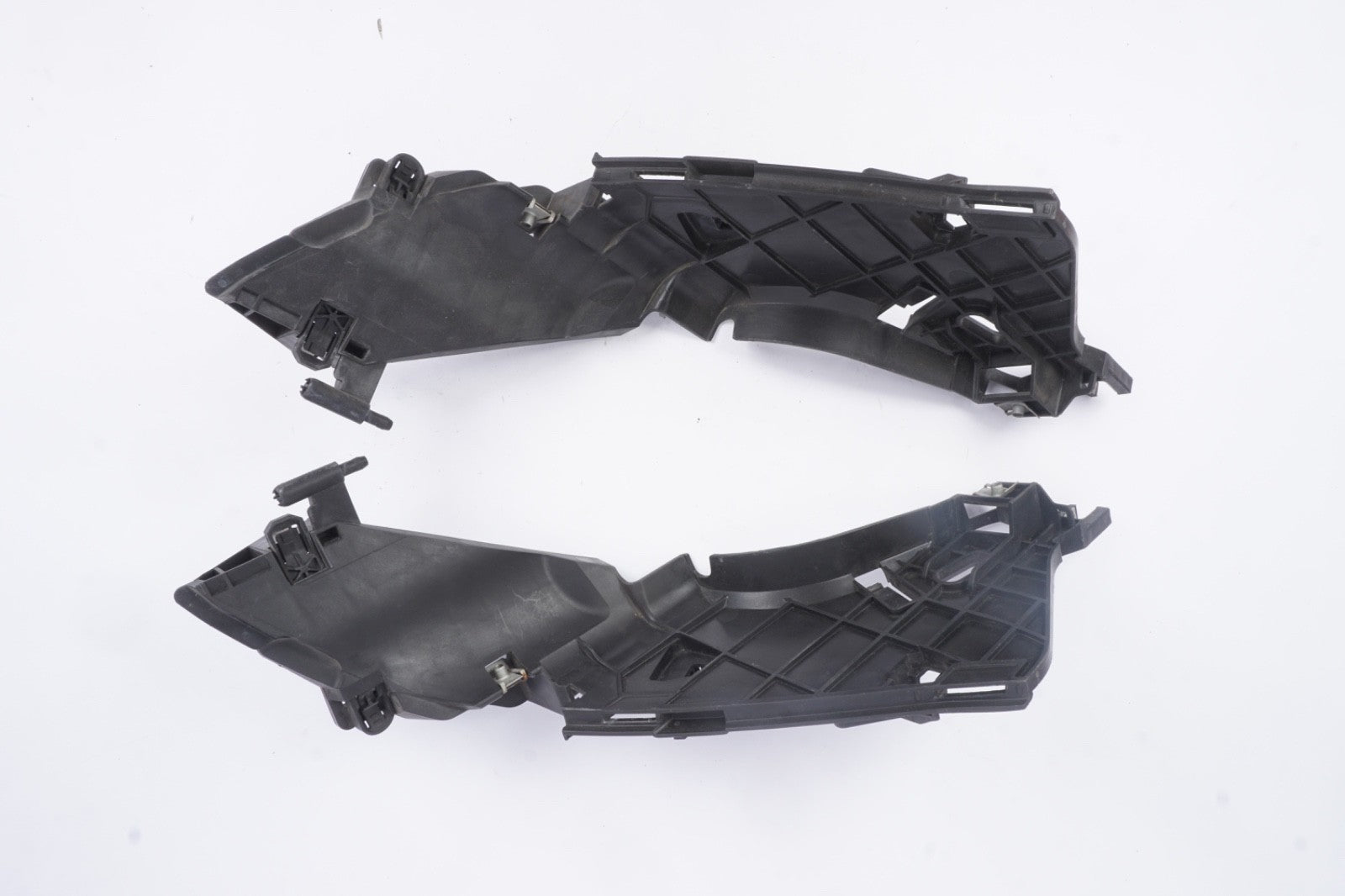 2012-14 AUDI A7 S7 Headlight Left Right Bracket Holder mount Genuine 4G8941453A