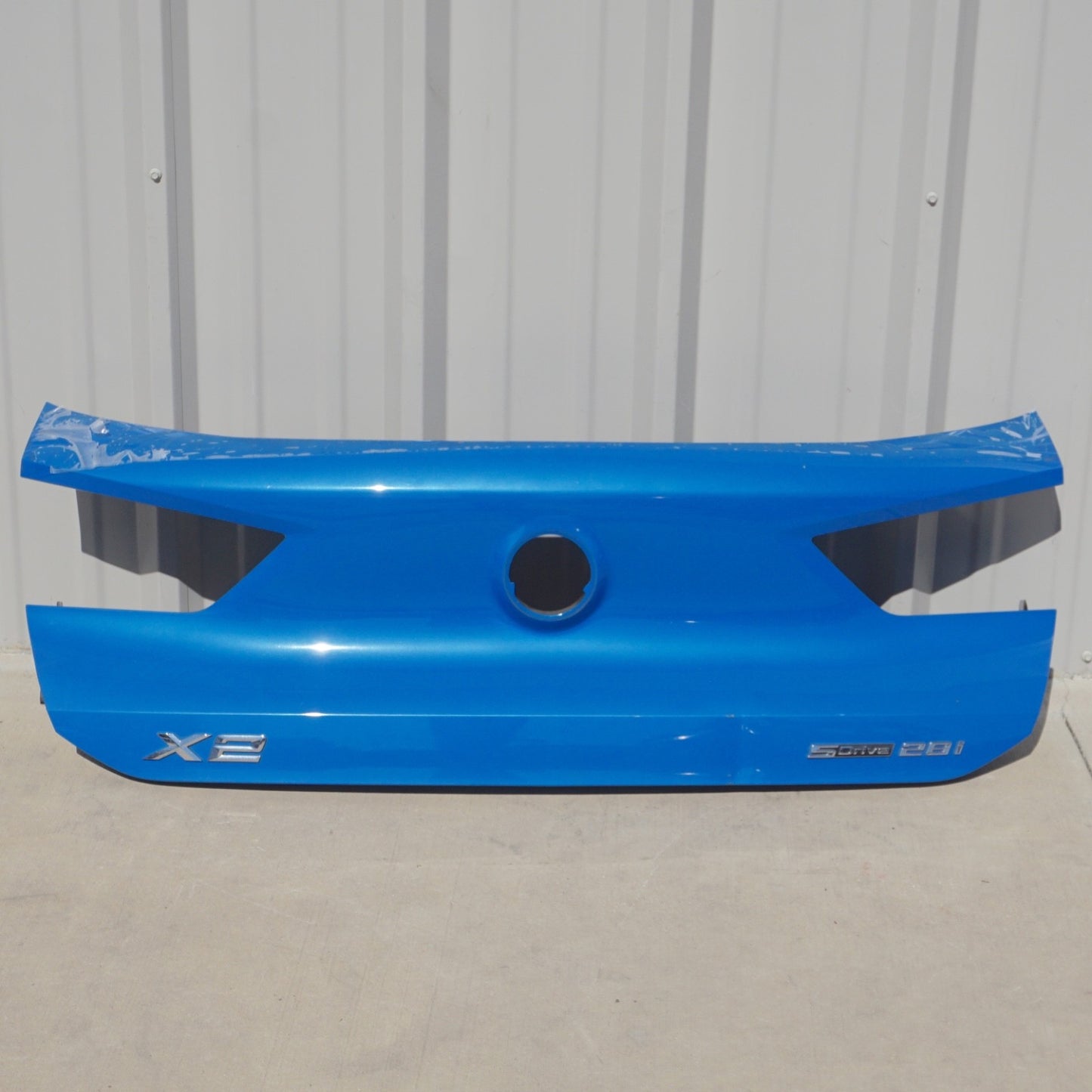 2018 - 2023 BMW X2 F39 TAILGATE LIFTGATE BACK DOOR LOWER MOLDING COVER PANEL OEM