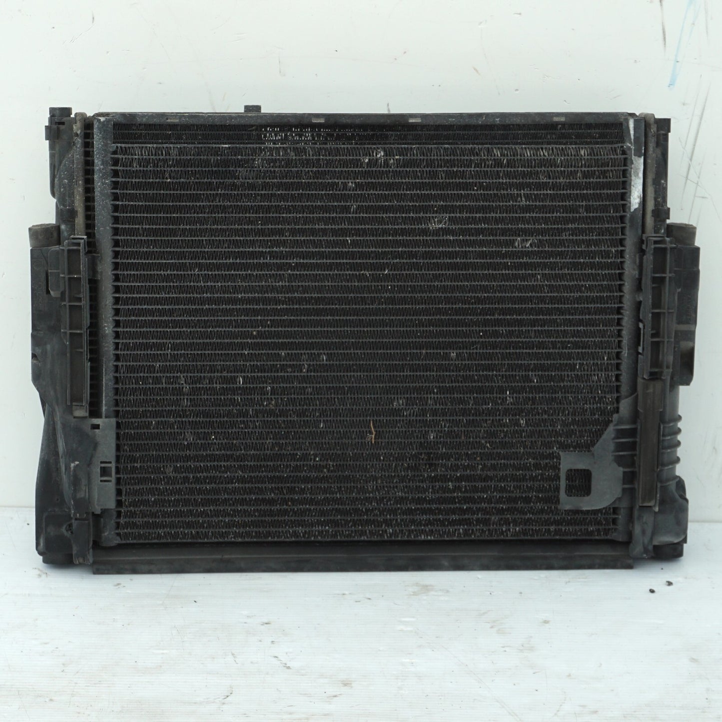 2003-2008 BMW Z4 E85 3.0L COOLING RADIATOR & AC CONDENSER OEM