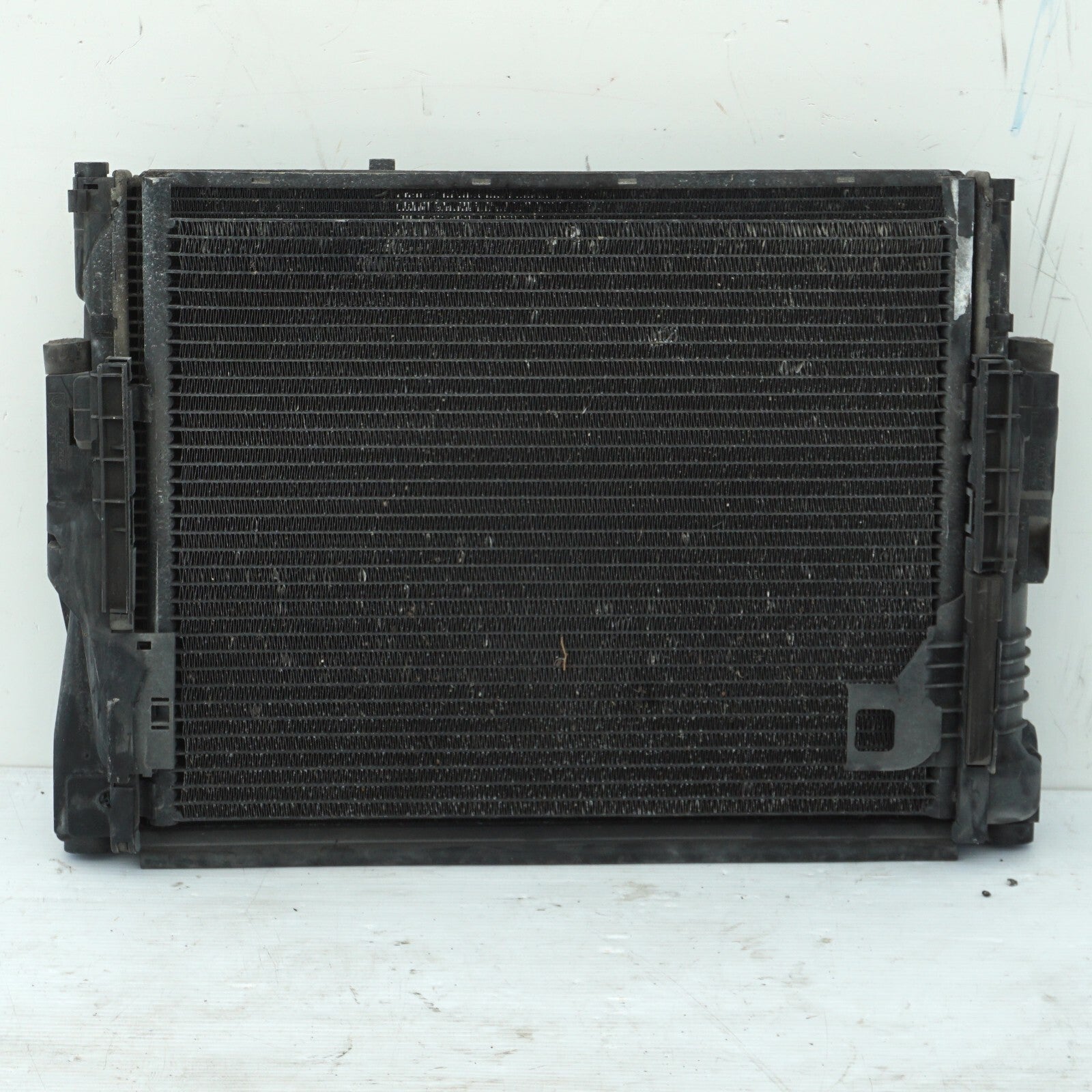 2003-2008 BMW Z4 E85 3.0L COOLING RADIATOR & AC CONDENSER OEM