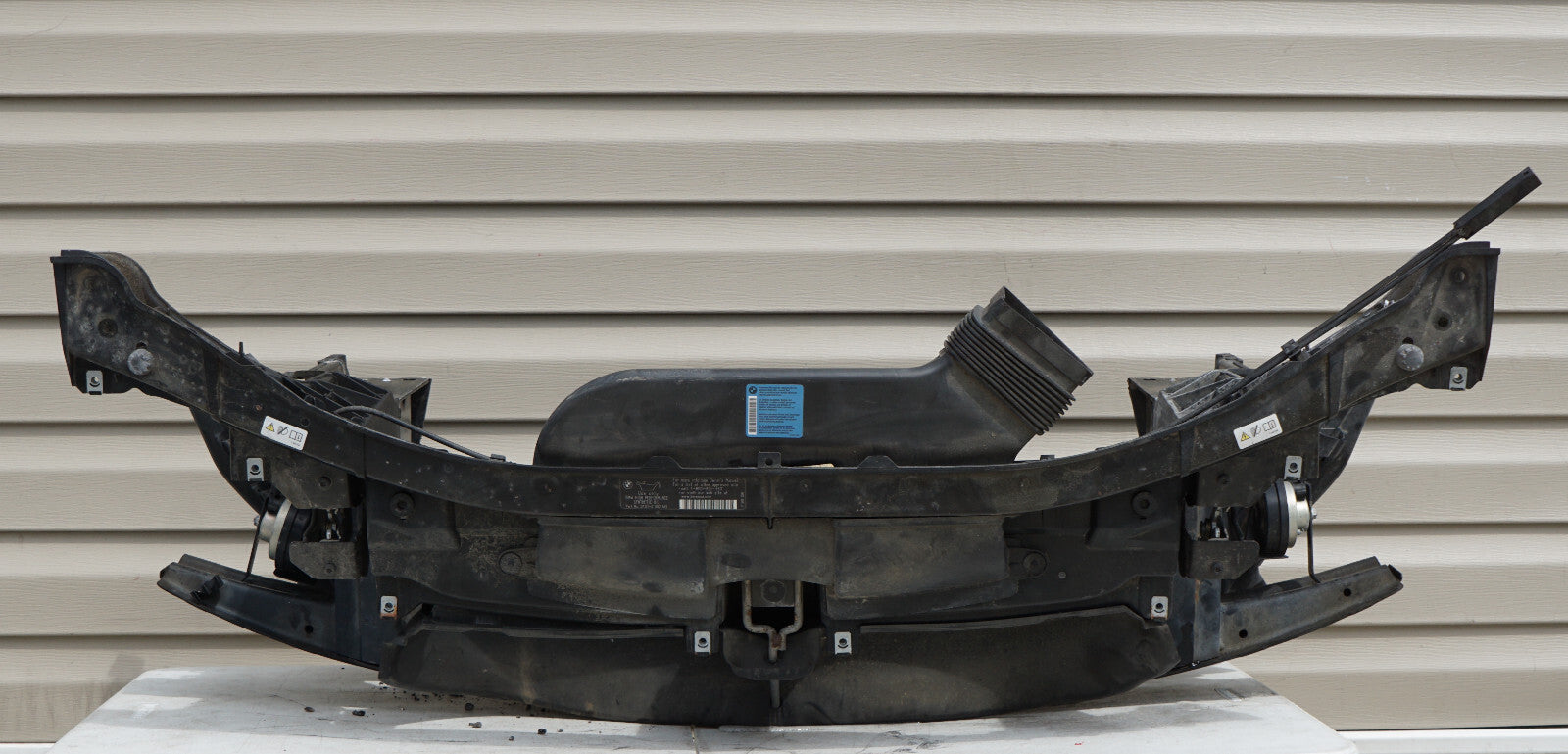 09 10 11 12 13 BMW 335i 328i E93 RADIATOR SUPPORT W/ BUMPER REINFORCEMENT OEM