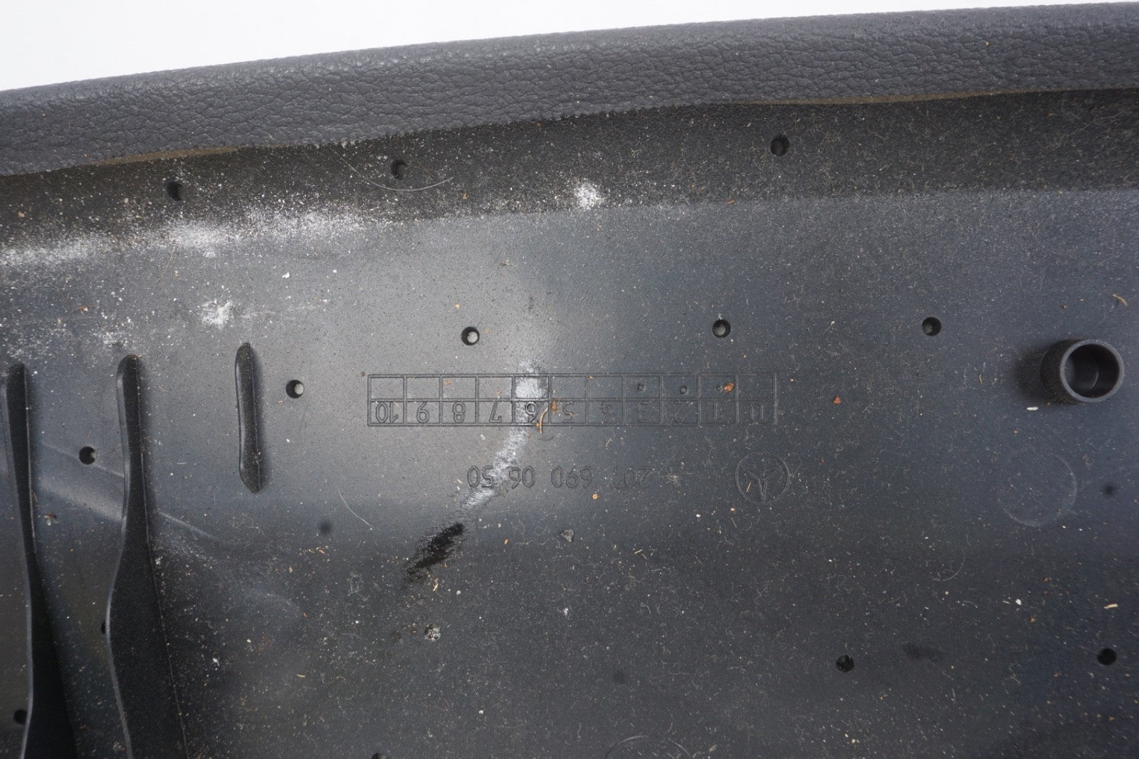 2011 - 2017 Mercedes W207 E350 E550 Convertible Roof Top Latch Trim Cover OEM