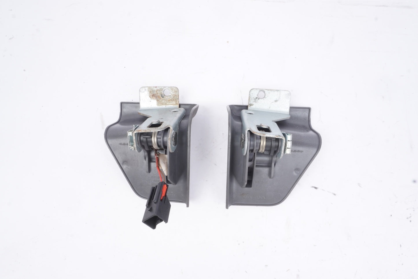 2006-2013 VOLVO C70 CONVERTIBLE REAR RIGHT & LEFT ROOF LOCK LATCH SET  OEM
