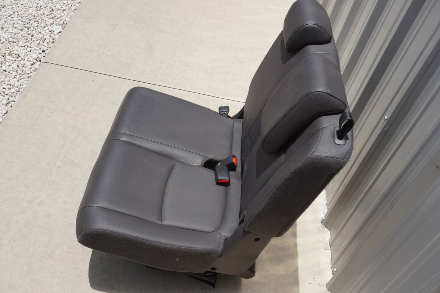 2018 - 2020 HONDA ODYSSEY REAR 3RD ROW LEFT SIDE SEAT CUSHION OEM BROWN