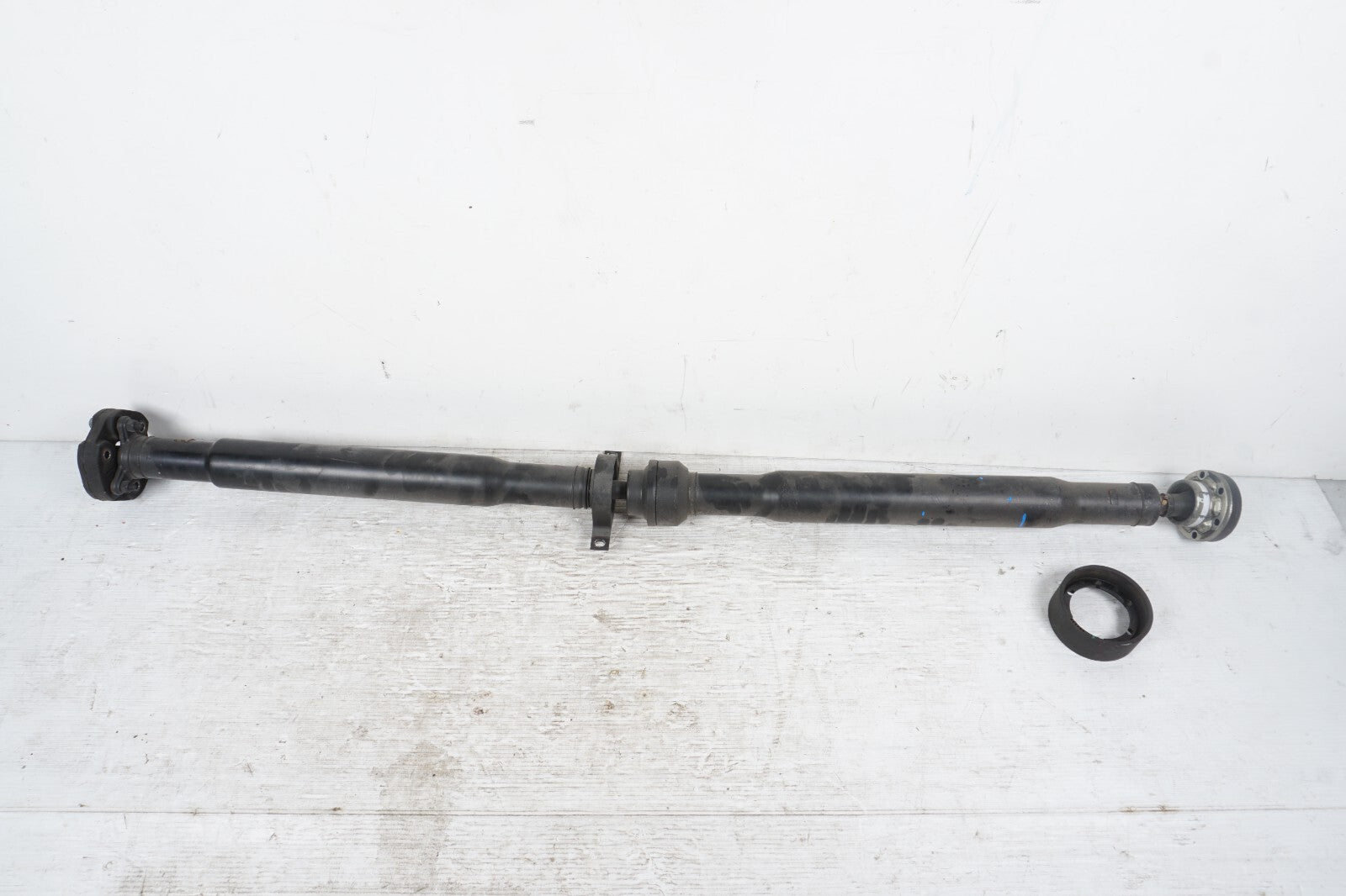 2014-2017 Maserati Ghibli 3.0L RWD Rear Driveshaft 06700085450 OEM 51K