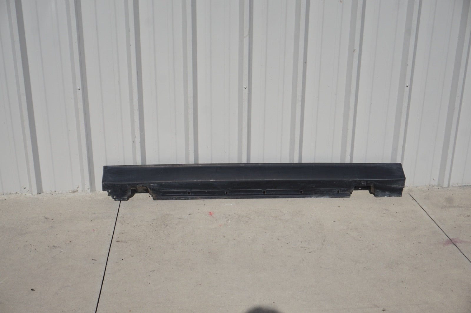 1987 - 1993 Cadillac Allante Right Passenger Side Rocker Panel Skirt Molding OEM