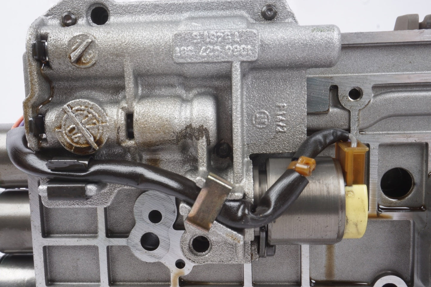 2003 - 2005 BMW Z4 (E85) 3.0L M54 5spd AUTOMATIC TRANSMISSION VALVE BODY