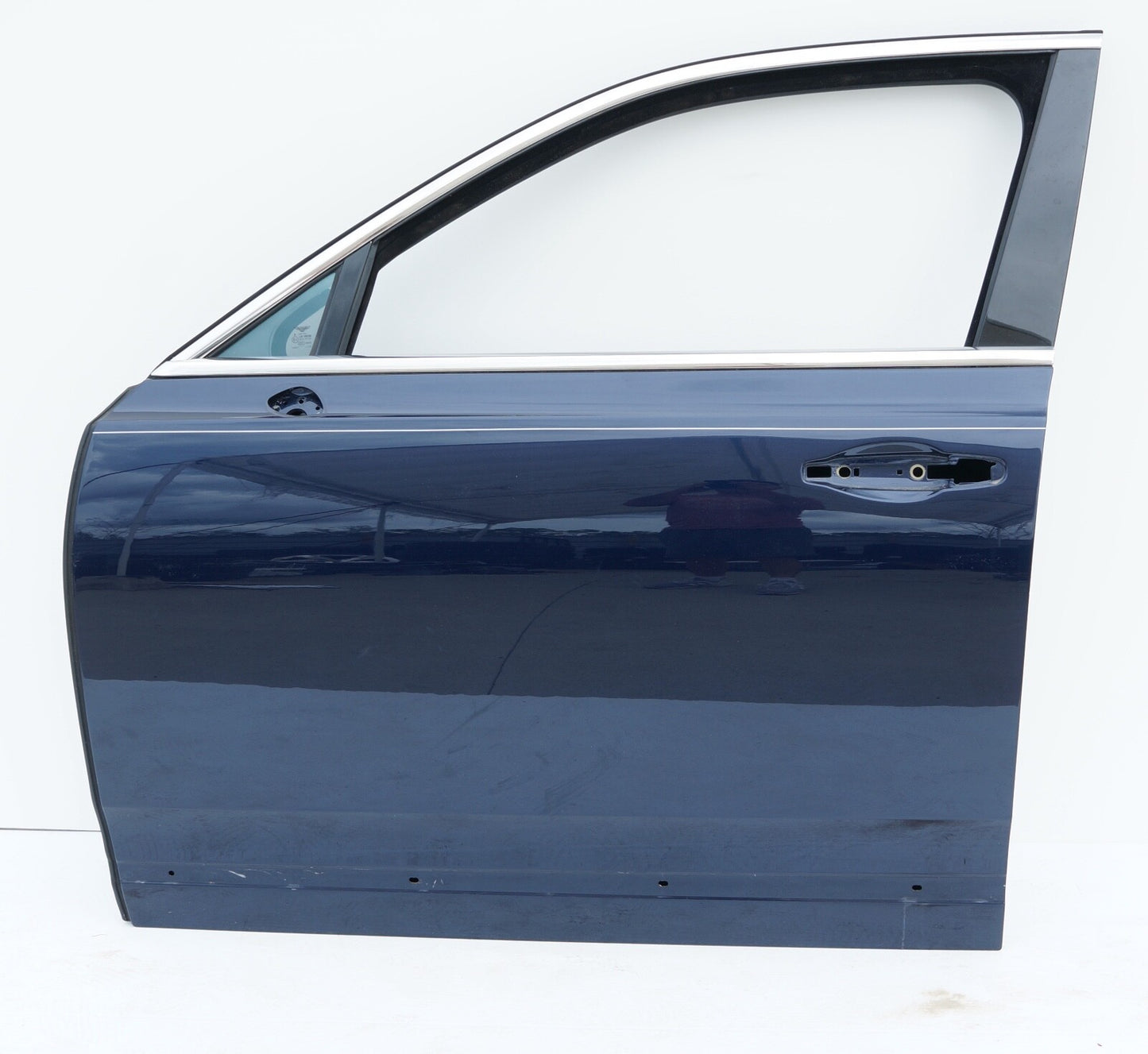 2011 - 2020 Bentley Mulsanne 2018 FRONT LEFT DOOR SHELL BLUE COLOR