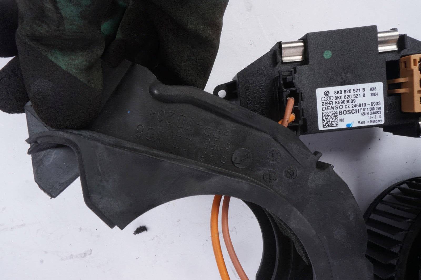 2011-2018 AUDI A8 A8L S8 D4 - REAR HVAC A/C  BLOWER MOTOR  FAN 4H0820021 OEM
