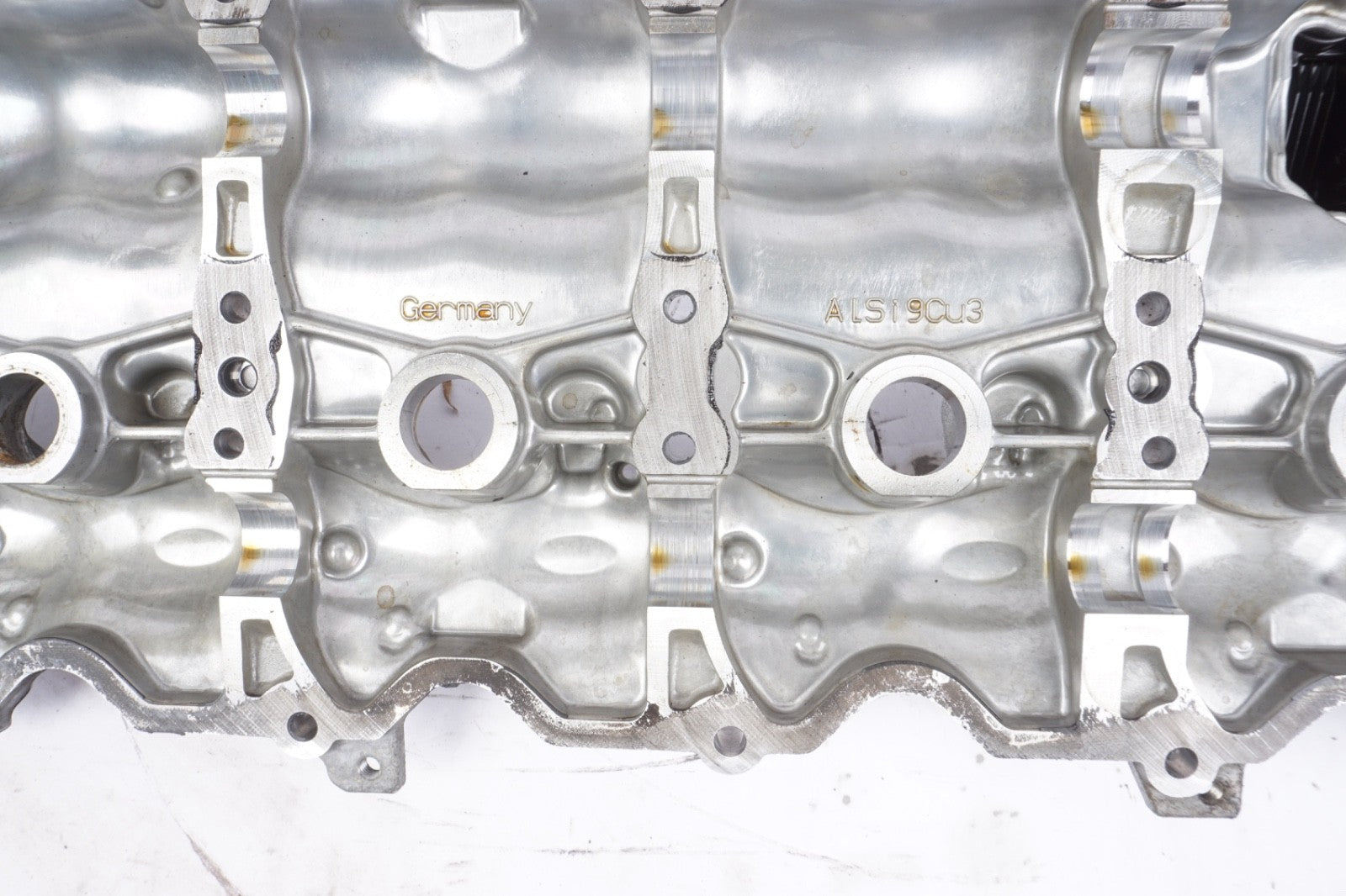 11-20 mercedes w221 s550 cls550 e550 left side engine cylinder head valve cover