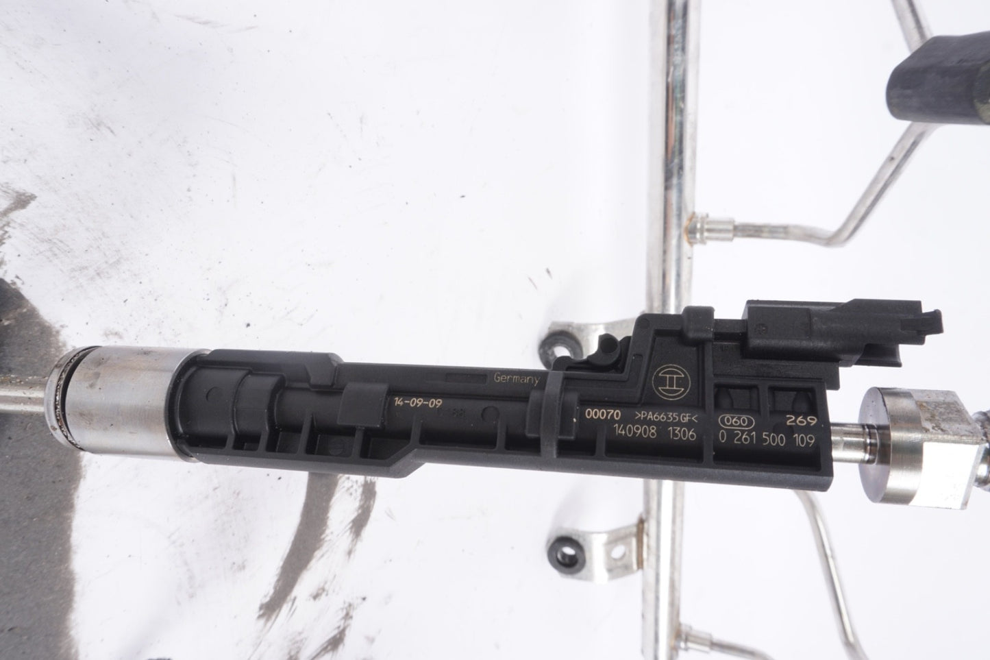 11-16 BMW 335i 535i 640i Gas Fuel Injector OEM 0261500109 set of 6