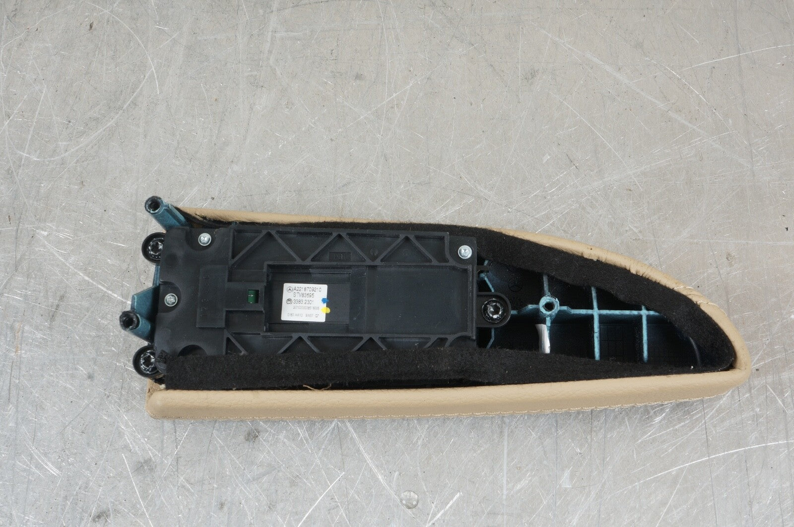07-13 Mercedes W221 S550 Rear Right Side Door Window Switch Control Trim BEIGE
