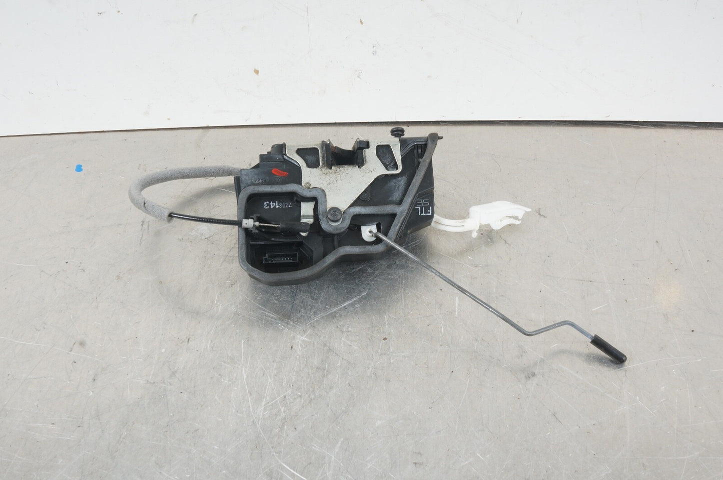 2005 - 2016 BMW Z4 E89 LEFT DRIVER SIDE DOOR LOCK LATCH ACTUATOR OEM