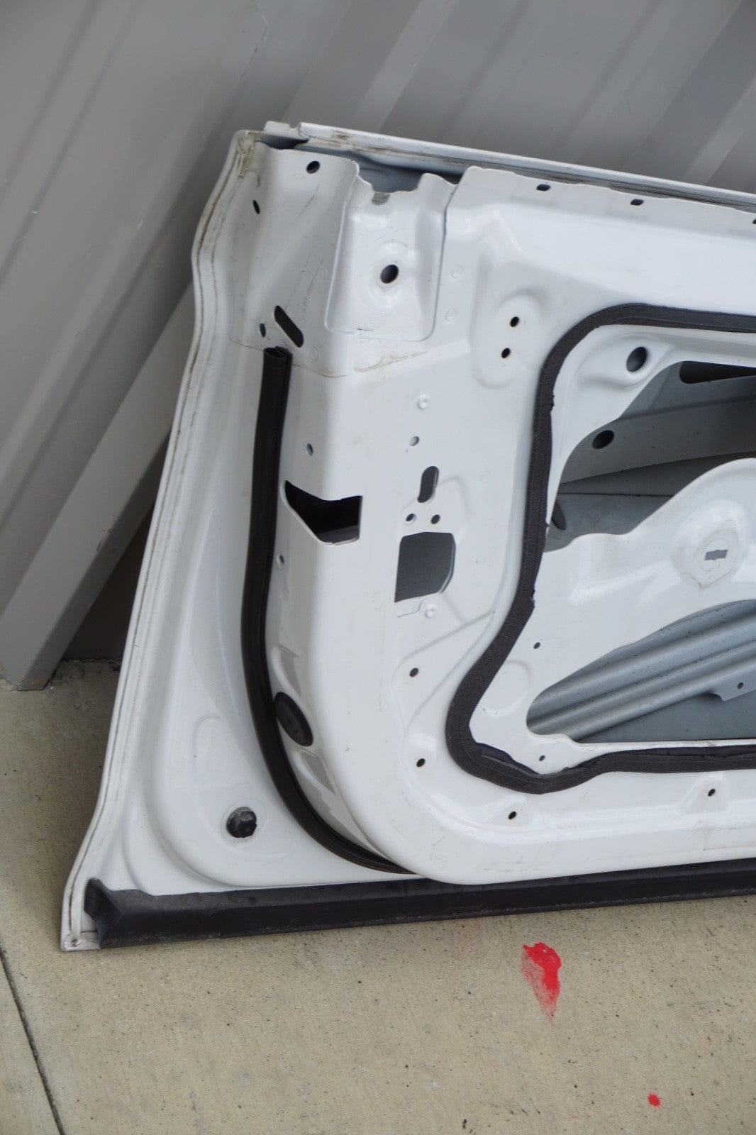 2013-2019 BMW 640i 650I F06 GRAN COUPE LEFT DRIVER FRONT EXTERIOR DOOR SHELL OEM
