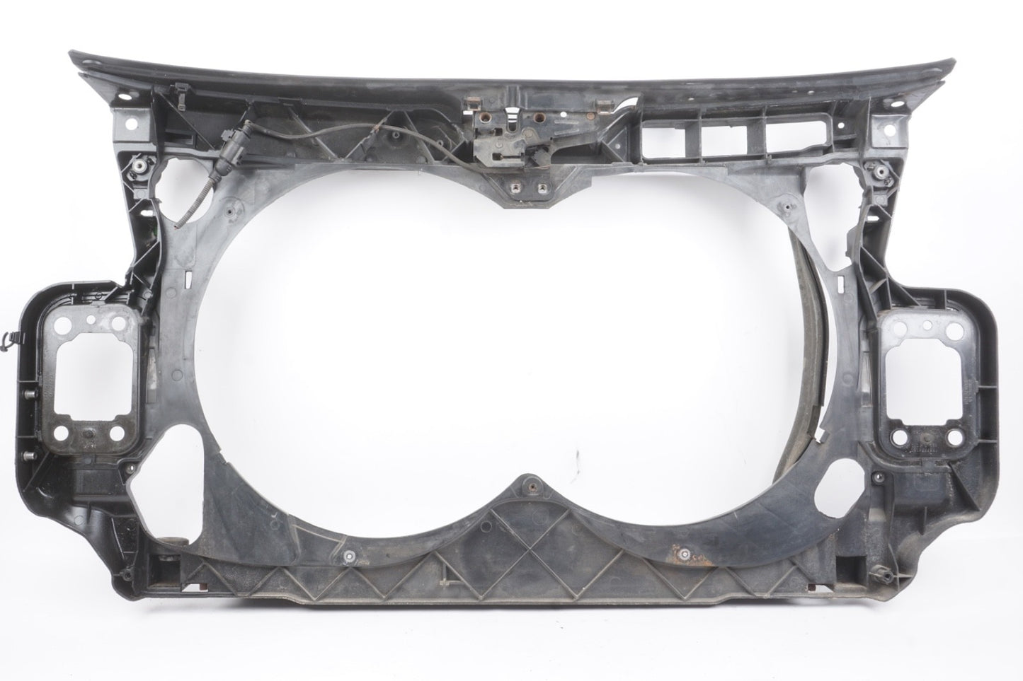 2005 - 2008 Audi A6 C6 Front Center Engine Radiator Core Bracket Support Panel