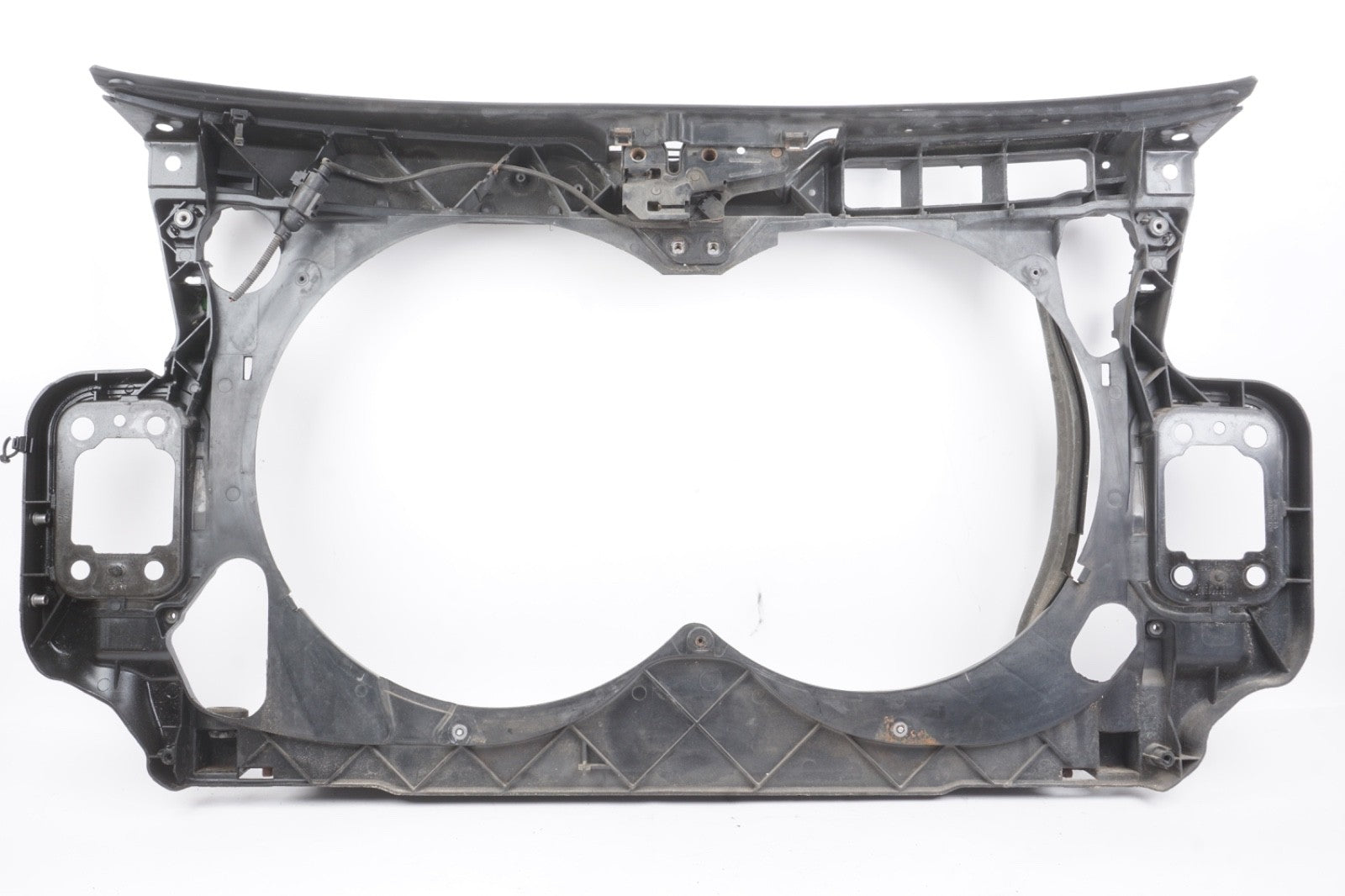 2005 - 2008 Audi A6 C6 Front Center Engine Radiator Core Bracket Support Panel